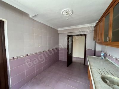 BOTANİK PARK KARŞISINDA ASANSÖRLÜ GENİŞ KİRALIK DAİRE — fotoğraf 20