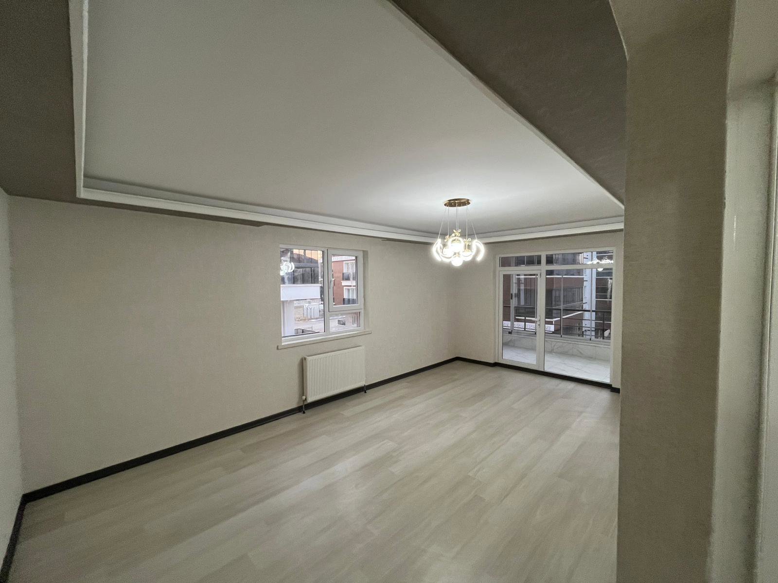 BAĞLUM MERKEZE 5 DAKİKA YÜRÜME MESAFESİNDE İÇİ YAPILI FIRSAT DAİRE