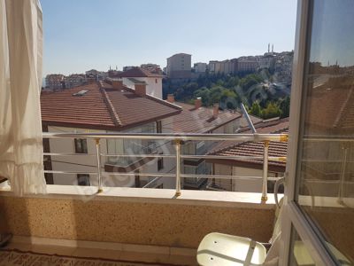 BADEMLİK CAD. 2 DAKİKA YÜRÜME MESAFESİNDE İÇİ YAPILI FIRSAT DAİRE — fotoğraf 4