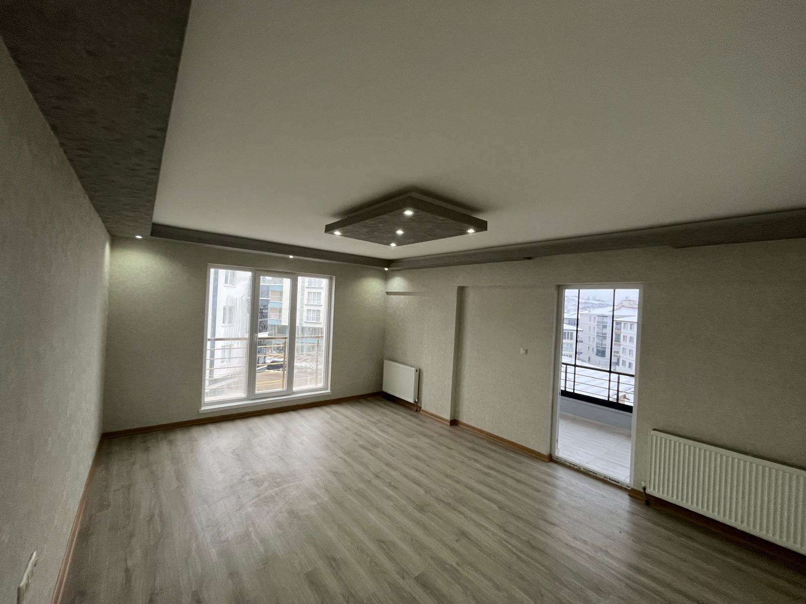 BAĞLUM İLKÖGERTİM OKULUNA YAKIN CADDE KENARI DAİRE