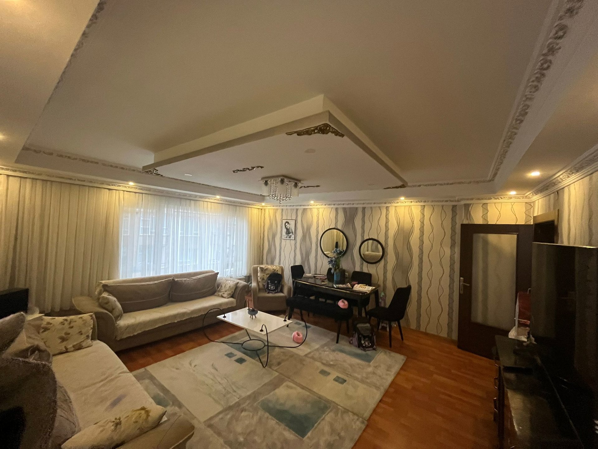 KAFKASLAR'DA BULAVARA 200M MESAFEDE İÇİ YAPILI GENİŞ DAİRE