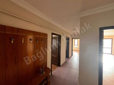 BOTANİK PARK KARŞISINDA ASANSÖRLÜ GENİŞ KİRALIK DAİRE — fotoğraf 31