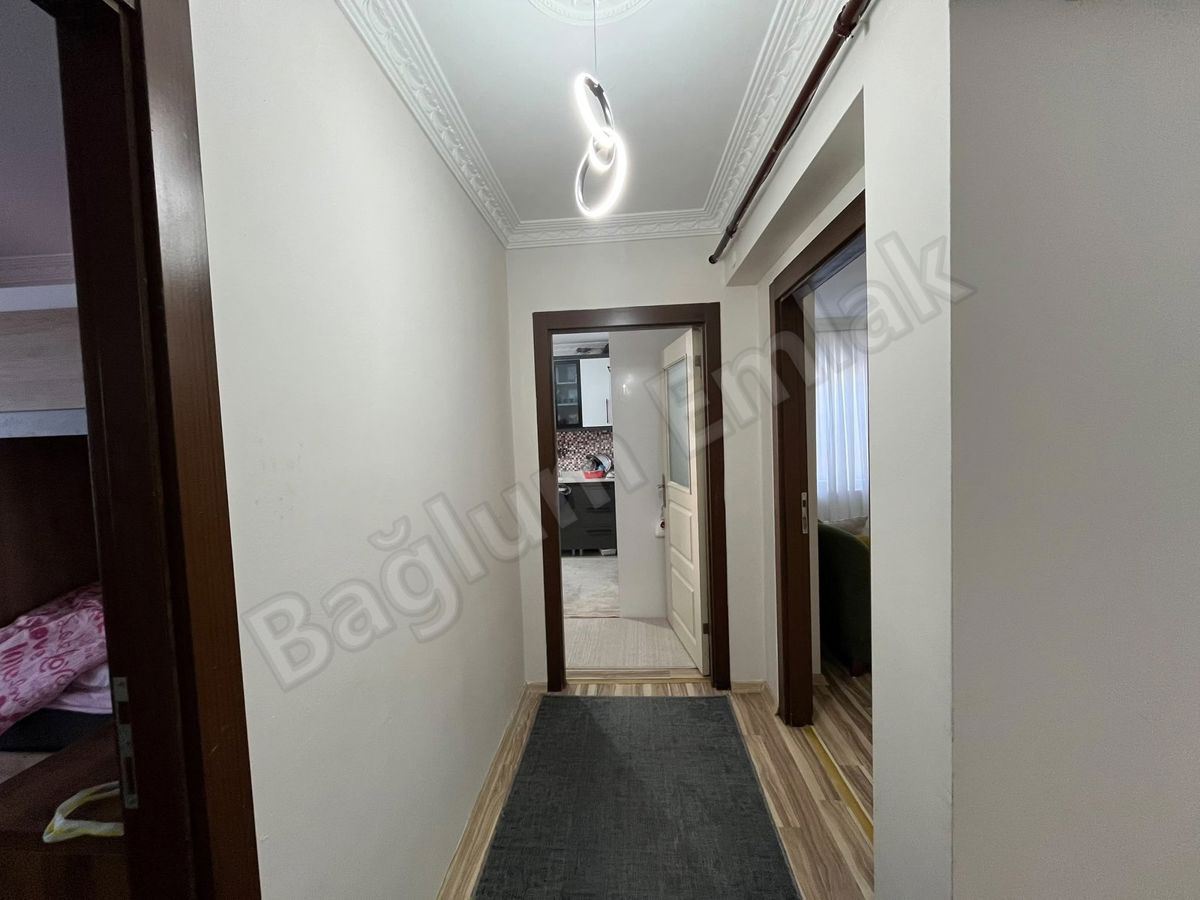 BAĞLUM EMLAK'TAN KAT KONUMLU CADDEYE YÜRÜME MESAFESİ 2+1